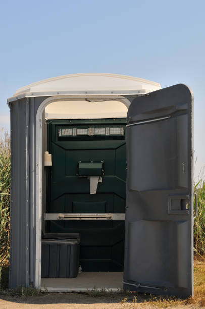 Best Restroom trailer rental cost  in Orleans, IN